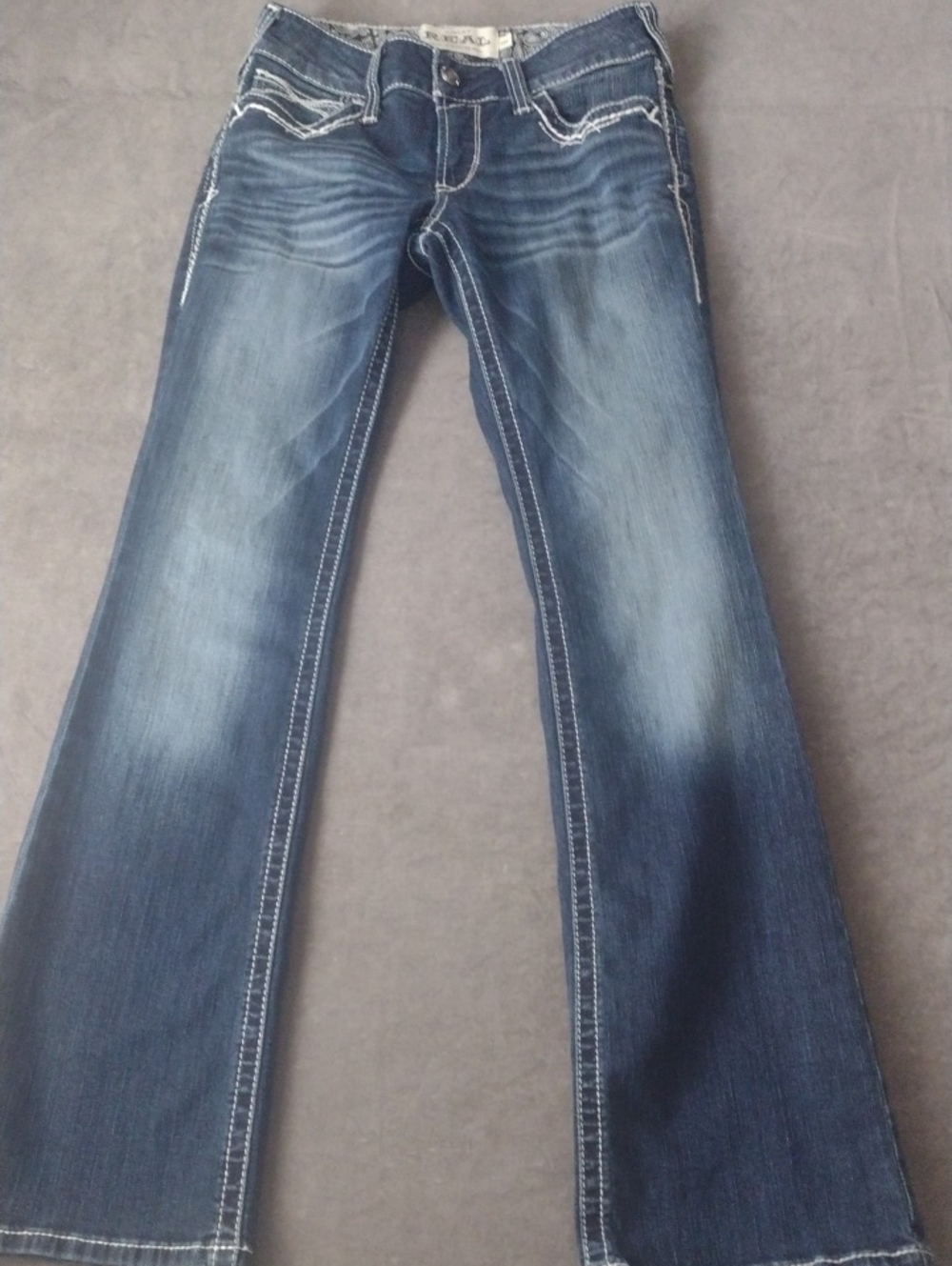 Ariat Real 28R/32.5 Marine Mid Rise Boot Entwined Embroidered Stitching Jeans